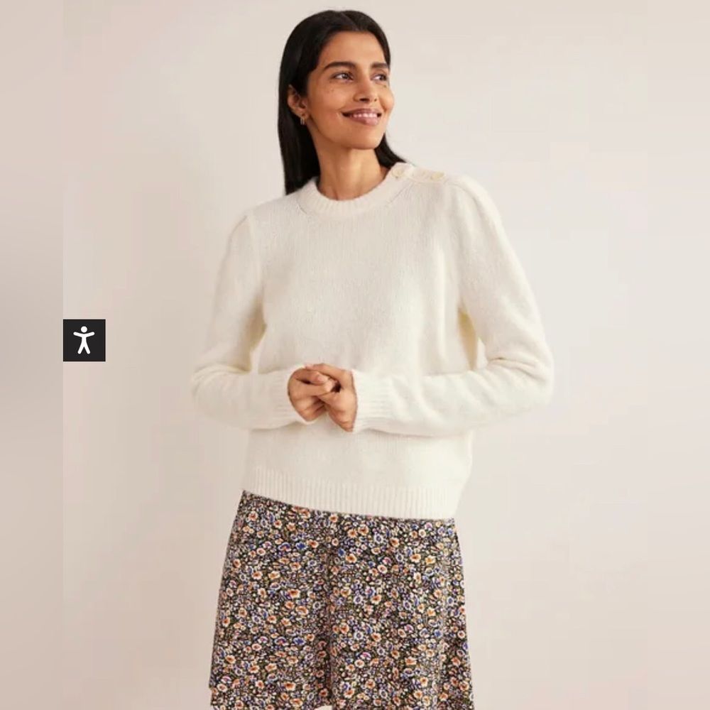 Boden |NWT| Fluffy Button Shoulder Sweater | Size Large